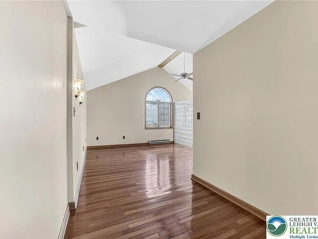 Building Photo - 6404 Fir Rd