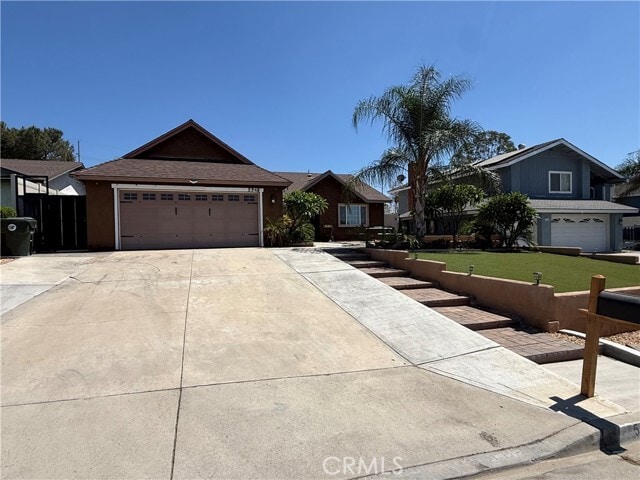 Building Photo - 5948 Quiroz Dr