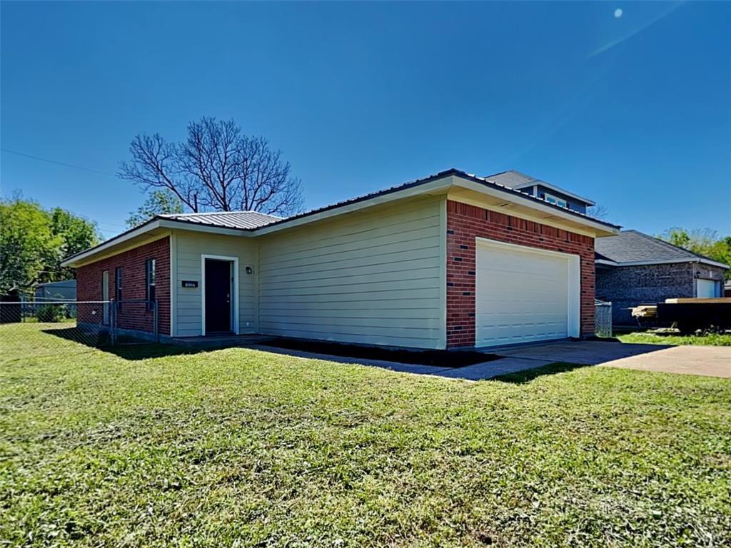 Primary Photo - 3522 Tangerine St