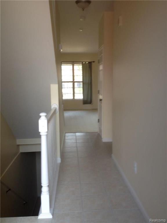 Building Photo - 41291 Maplewood Drive