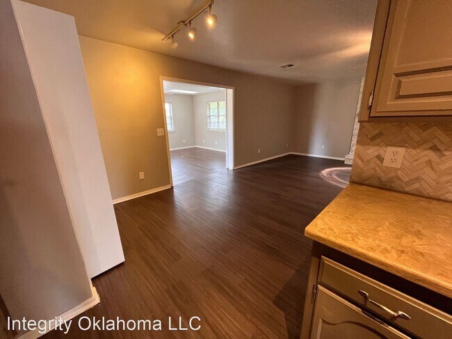 Foto del edificio - 3 br, 2 bath House - 520 Holly Hill Road