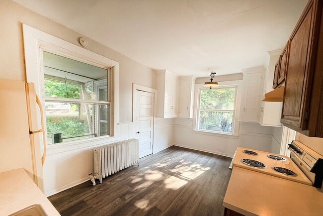 Interior Photo - Lansing Tower Apartments