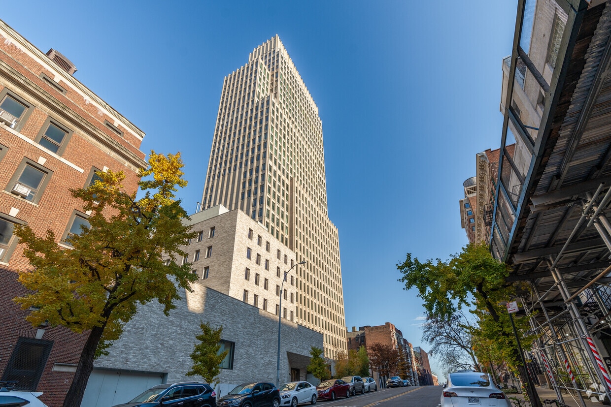 525 Seminary Row - Vandewater