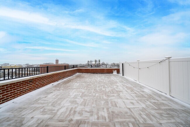 Foto del edificio - 700 JFK Blvd E
