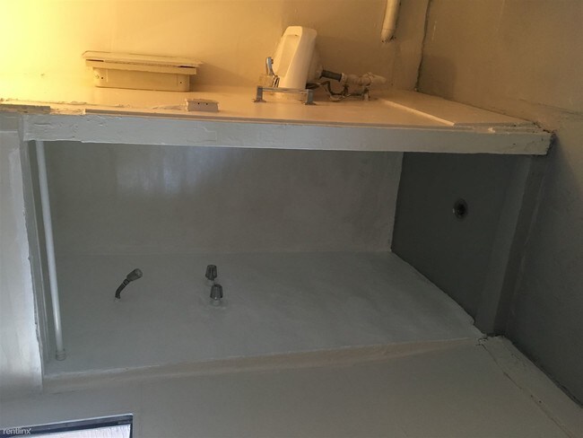 Building Photo - 1 br, 1 bath Apartment - 600 Dallas St 613