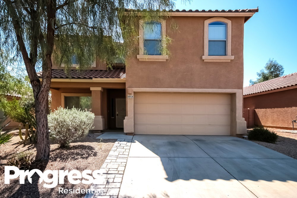 8868 N Twin Peaks Brook Rd, Tucson, AZ 85743 House for Rent in Tucson