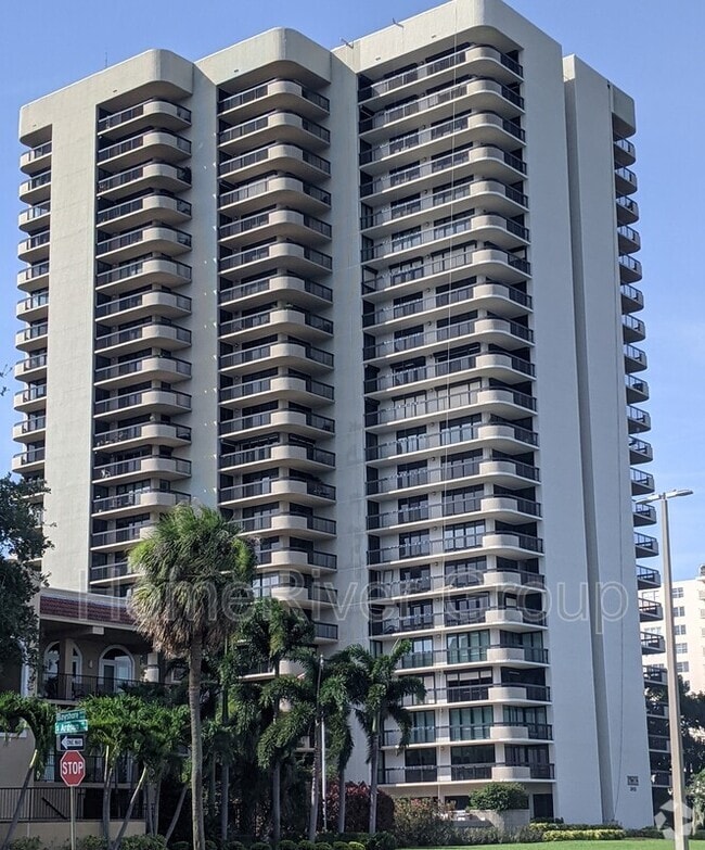 2413 Bayshore Blvd
