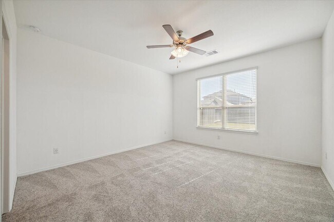 Building Photo - 23007 Forebear Dr