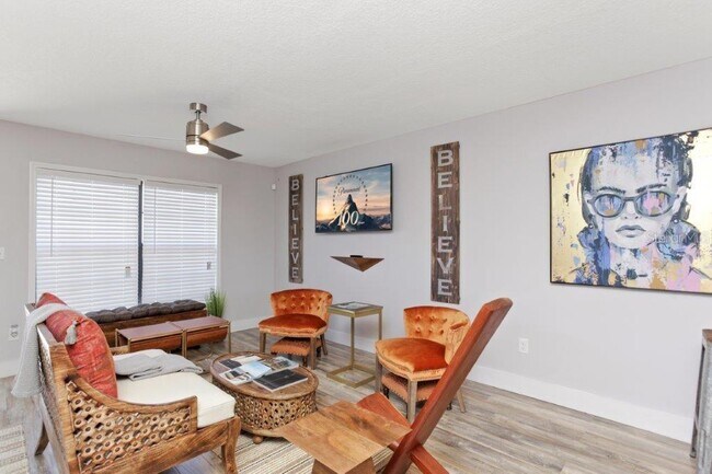 Building Photo - 3254 Oak Lake Pl