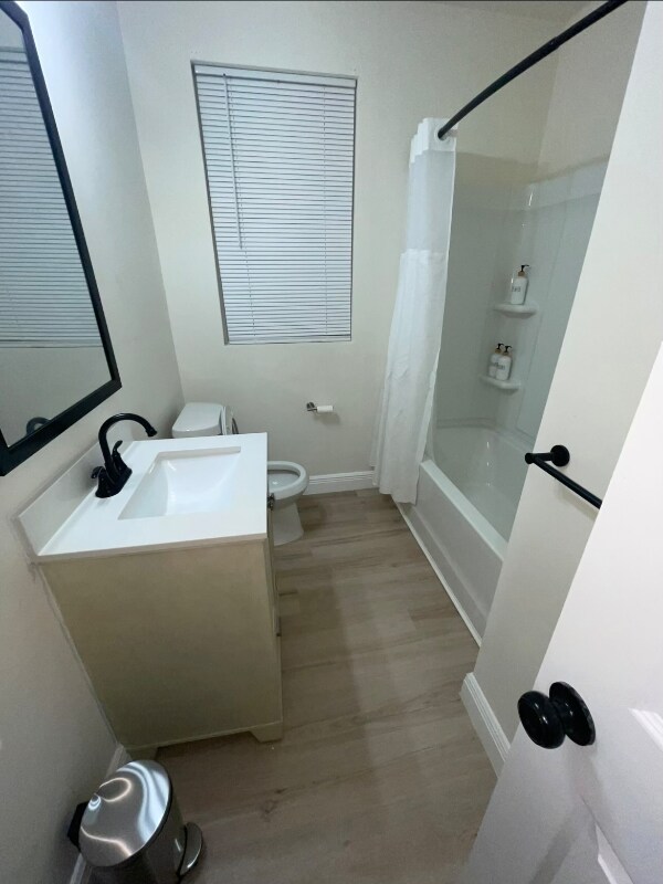 Building Photo - 33 Flamingo Dr
