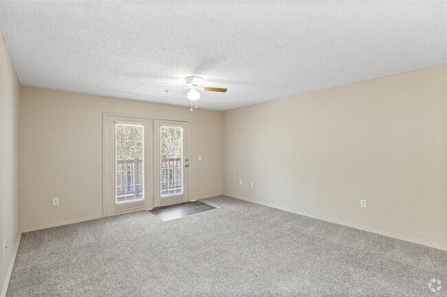 2BR, 2BR - 1,180SF - Living Room - Regency Pointe II