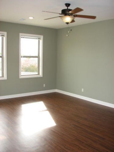 Foto del edificio - 2121 Cherry Hill Dr