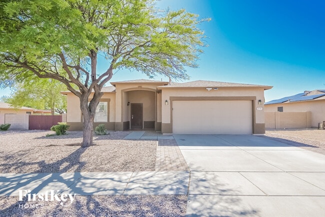 Building Photo - 2116 S Thunder Tanner Dr
