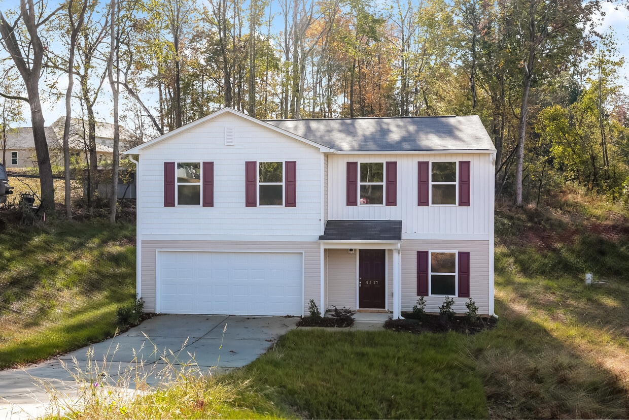 6327 Century Ln House Rental in Thomasville, NC