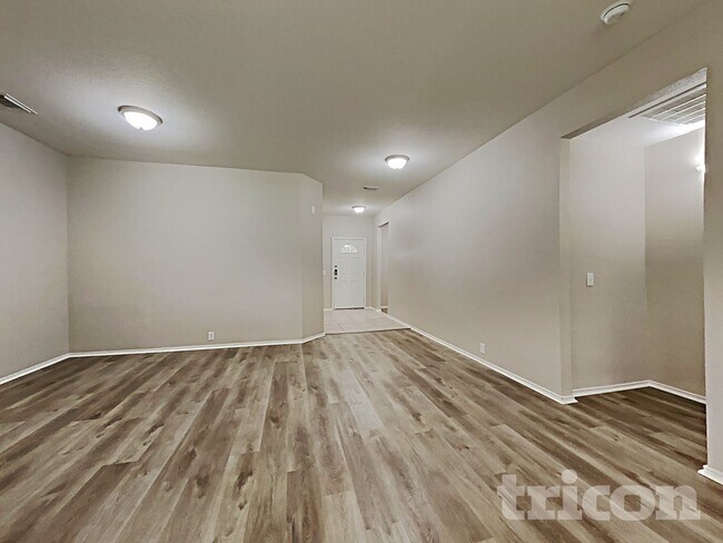 Foto del edificio - 3741 Pebble Beach