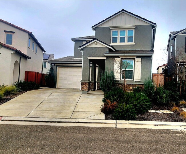 Foto del edificio - 4 br, 3 bath House - 4634 Loftwood Rd