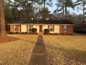 Building Photo - 2723 Westgate Dr