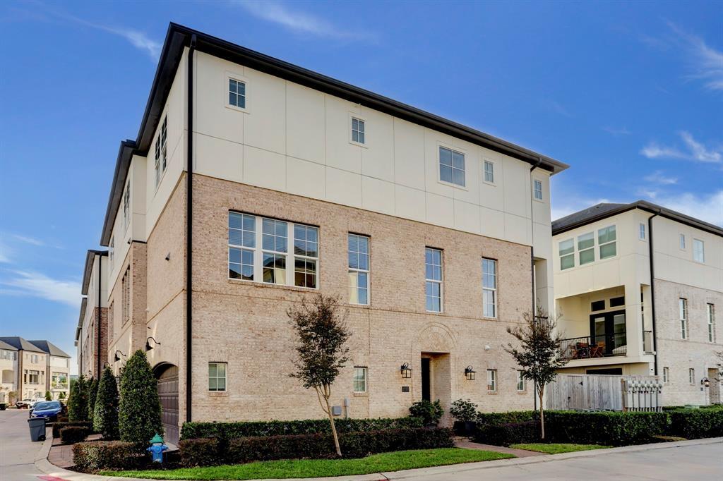 2727 Dolce Oaks Dr, Houston, TX 77007 Condo for Rent in Houston, TX