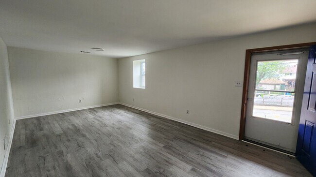 Foto del edificio - 118 Whitaker St