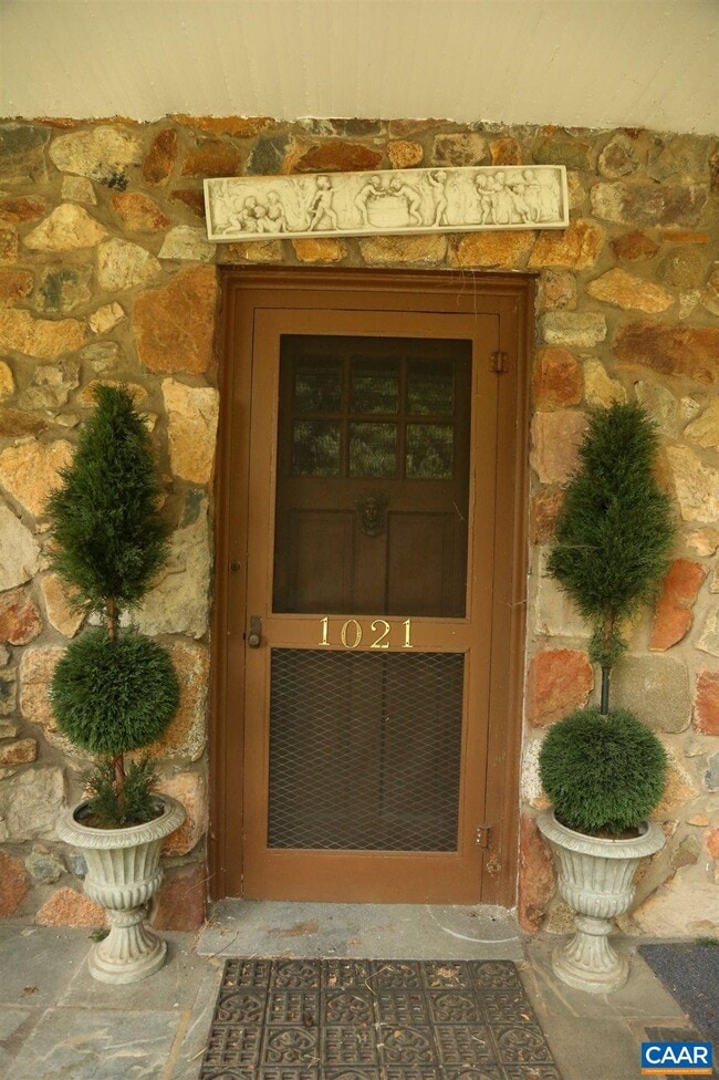 Building Photo - 1021 Park St