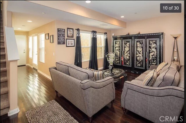 Foto del edificio - 413 Forest Park Blvd