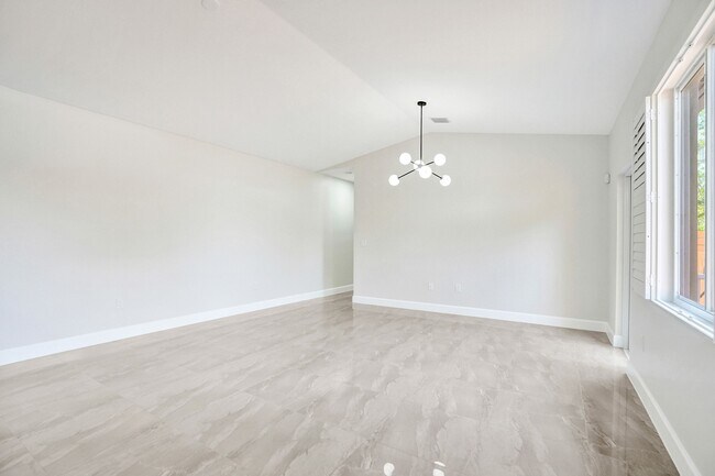 Foto del edificio - 60 NE 26th St