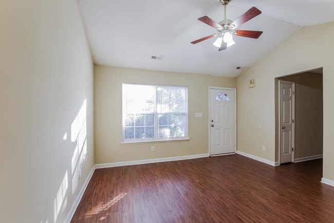 Building Photo - 6417 Rockwell Blvd