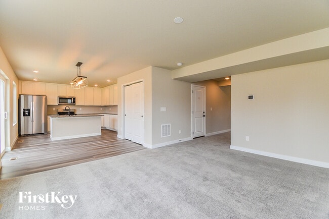 Building Photo - 10081 Luneth Dr