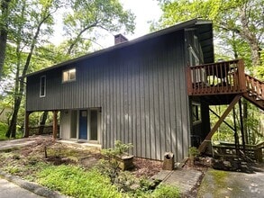 Building Photo - 182 Lloyd Bentley Ln
