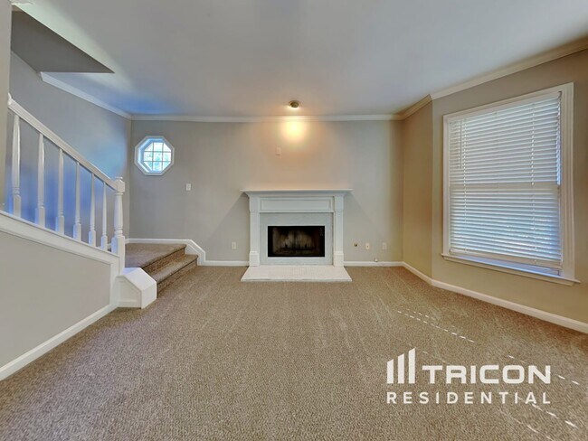 Building Photo - 257 Winding Waters Ct