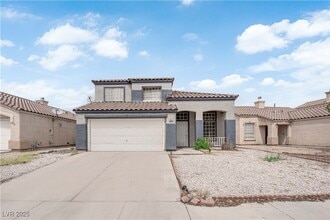 Building Photo - 340 Rancho Del Norte Dr