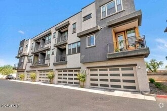 Building Photo - 2090 S Dorsey Ln