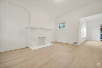 Building Photo - 3381 E 143rd St