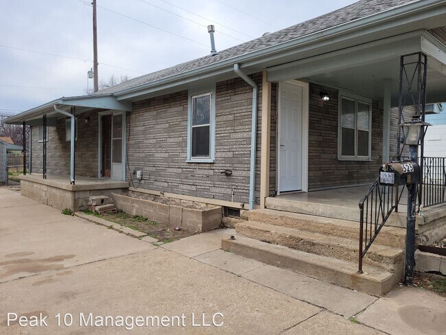 Foto del edificio - 3 br, 2 bath House - 525 N Martinson