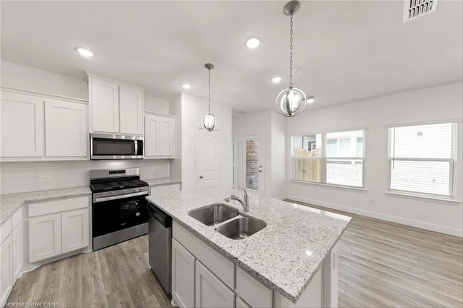 Building Photo - 217 Griffith Dr