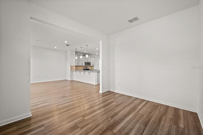 Foto del edificio - 11777 Globe St