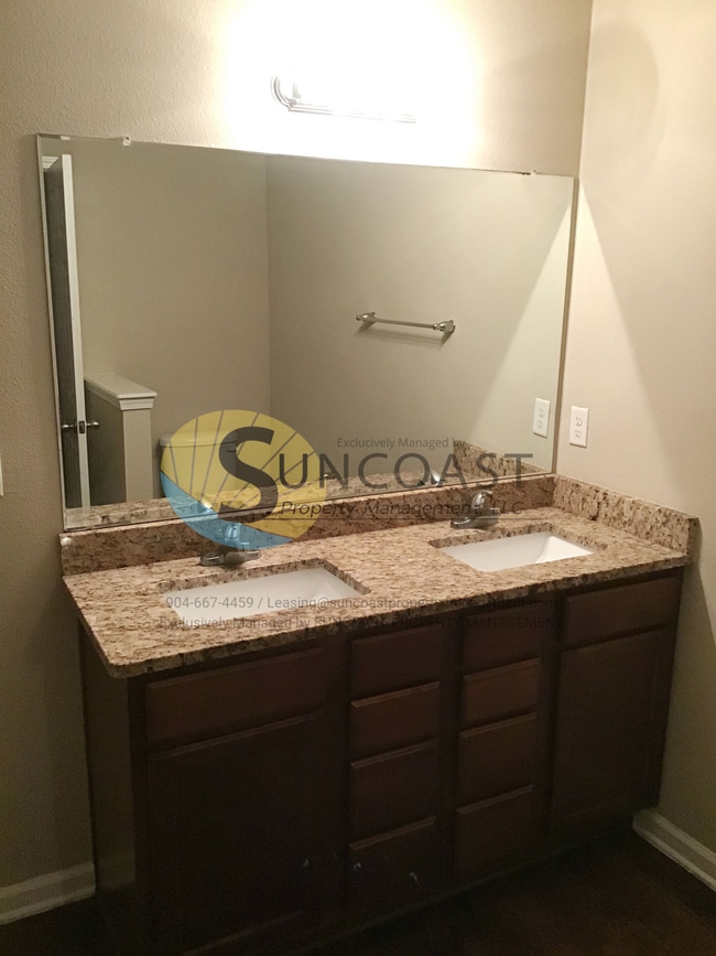 Building Photo - This Beautiful 4BR/2BA Home Is Move-In Ready!