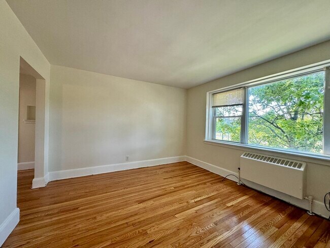 Building Photo - 465 Arborway