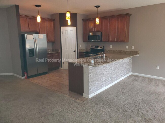 Foto del edificio - 11462 Carson Lake Dr