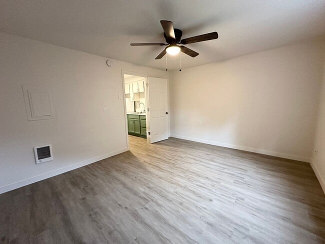 Building Photo - 2795 N Clark Ct
