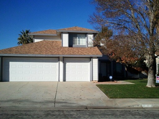 Primary Photo - 37417 Starcrest St