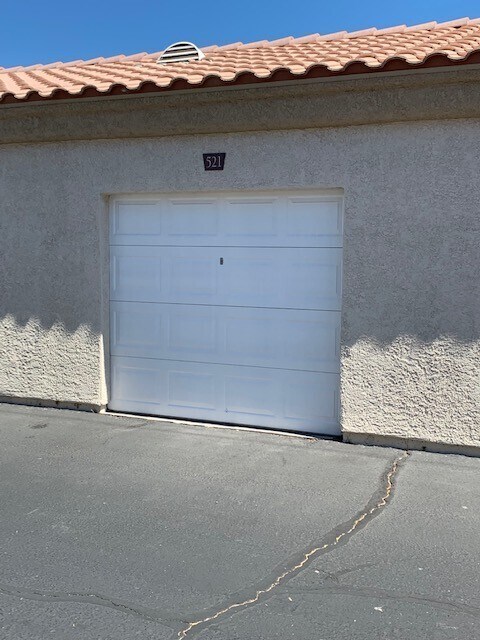 Building Photo - Gated Community - 1 Car Detached Garage 12...
