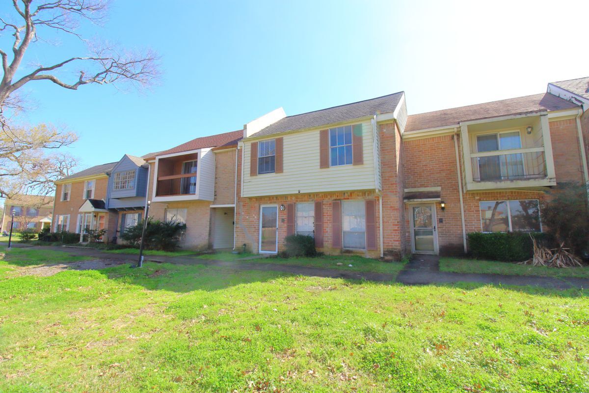 Foto principal - 3206 Briar Ct