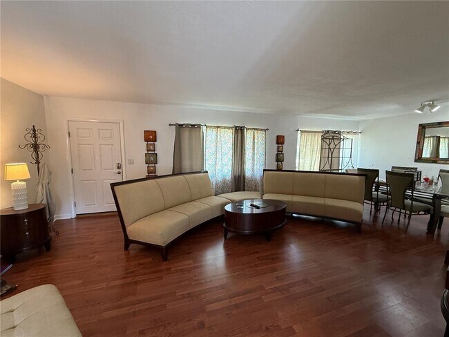 Foto del edificio - 209 S Aurora Ave