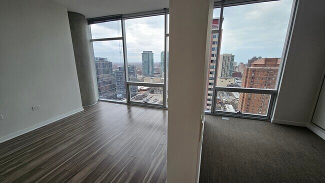 Foto del edificio - 128 W Chicago Ave