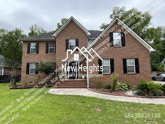 Building Photo - Luxurios 4 Bd Home in Newington Plantation !!