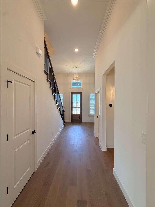 Foto del edificio - 1230 Fierce Ln