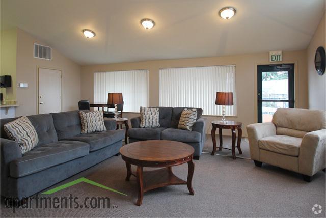 Clubhouse - Vista Pointe