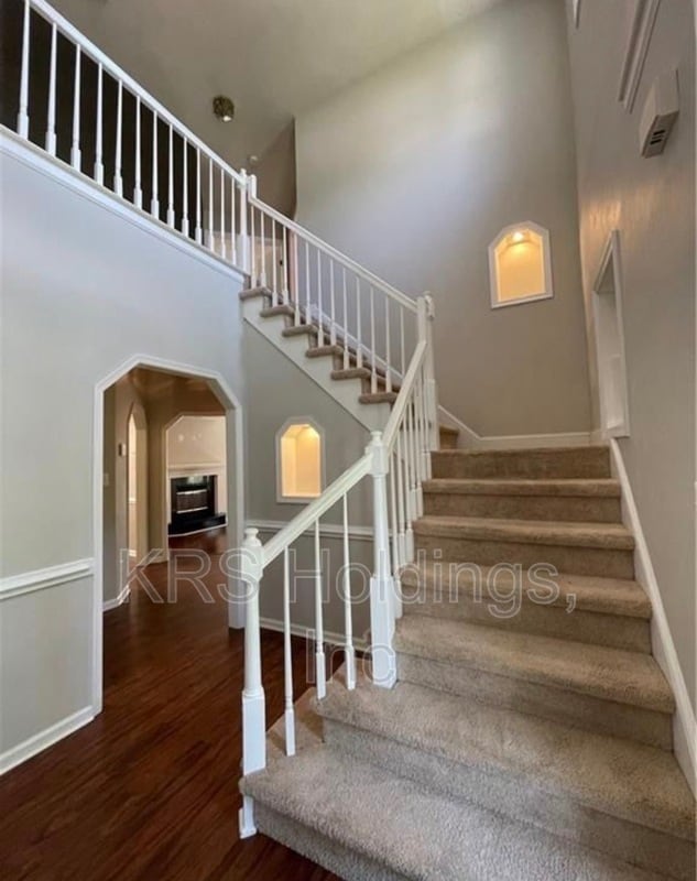 Building Photo - 6305 Old Westham Dr S