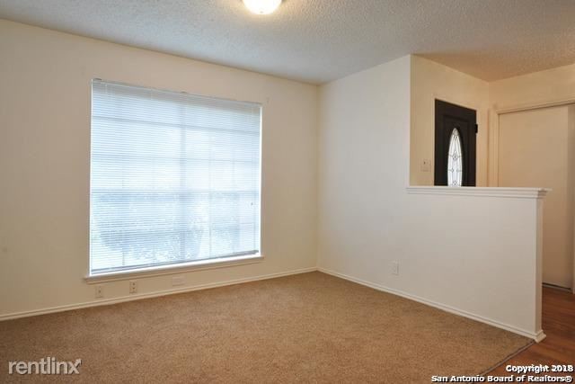 Foto del edificio - 3 br, 2 bath House - 11606 Forest Hollow
